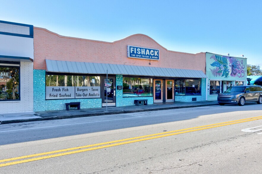 More Photos Of 1931 Old Dixie Hwy, Vero Beach General Retail For Sale