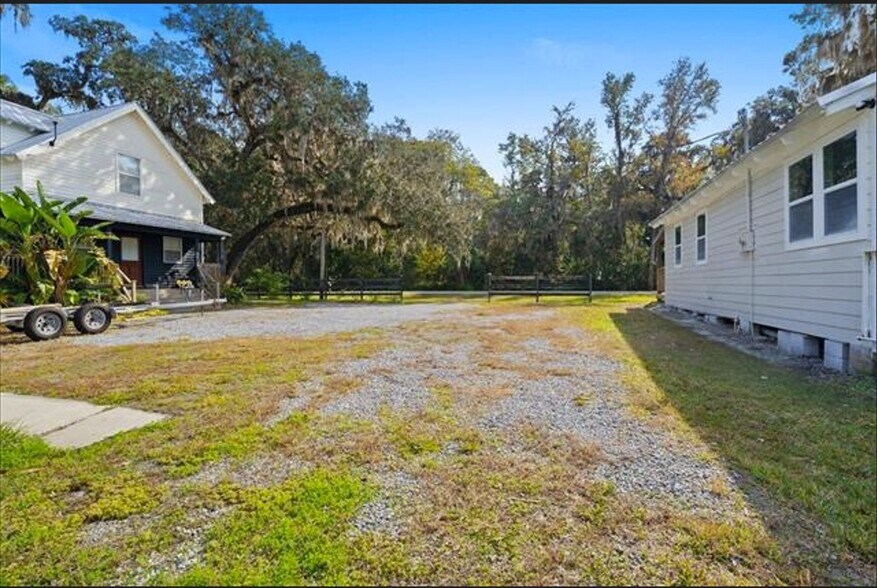 More Photos Of 13555 County Road 13 N, Saint Augustine Specialty For Sale