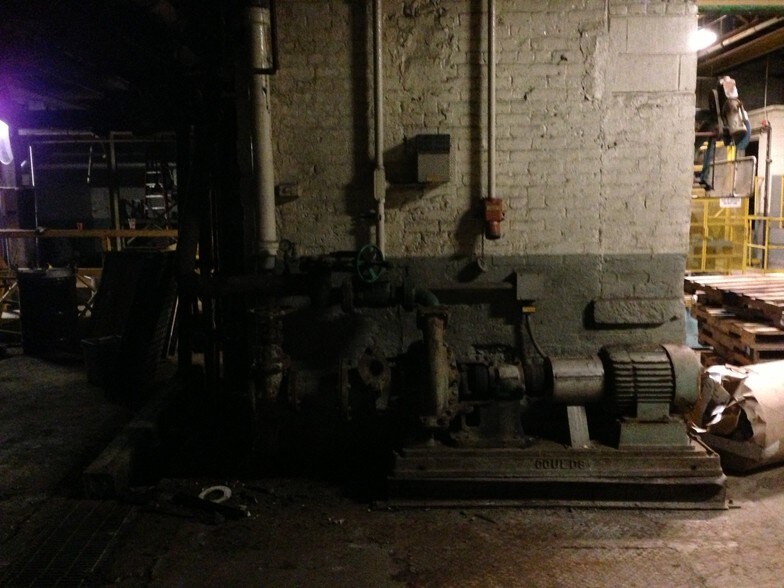 More Photos Of 157 Columbia St, Lee Warehouse For Sale