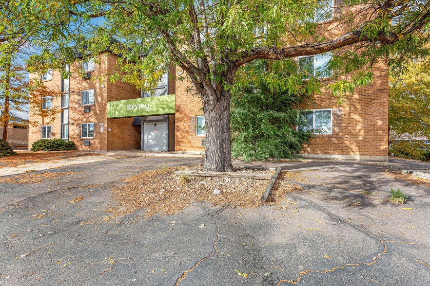 More Photos Of 7251 Samuel Dr, Denver Apartments For Sale