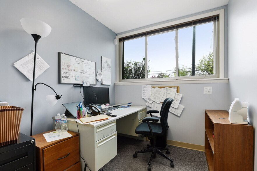 More Photos Of 800 N 42nd Ave, Minneapolis Medical For Lease