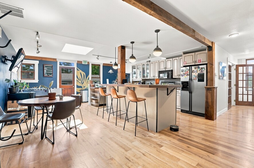 More Photos Of 300-306 Elati St, Denver Office For Sale