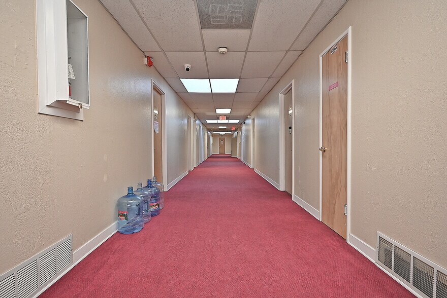 More Photos Of 3121-3161 Castro Valley Blvd, Castro Valley Storefront Retail Office For Sale