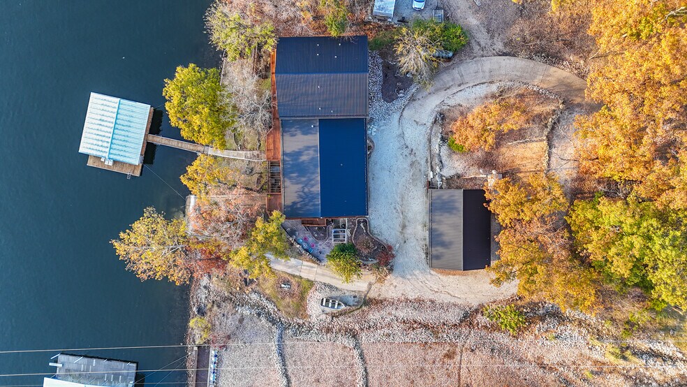 More Photos Of 1117 Dogwood Rd, Lake Ozark Multifamily For Sale