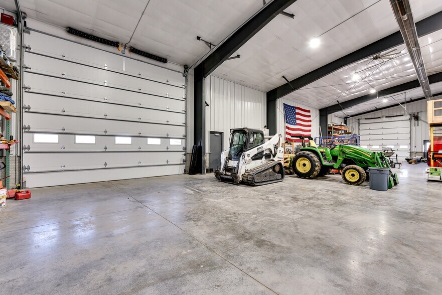 More Photos Of 1058 Sunburst Ln, Mead Warehouse For Sale