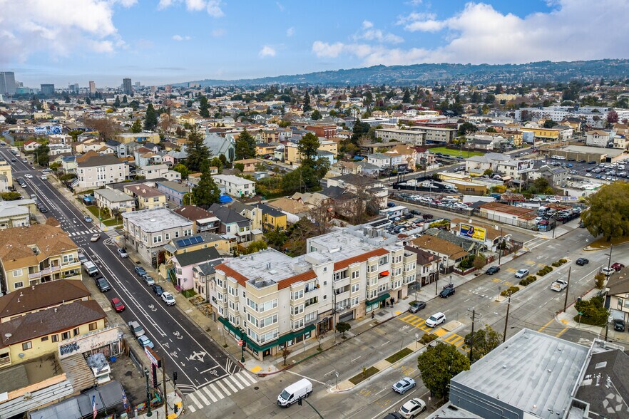 More Photos Of 1513-1515 14th Ave, Oakland Apartments For Sale