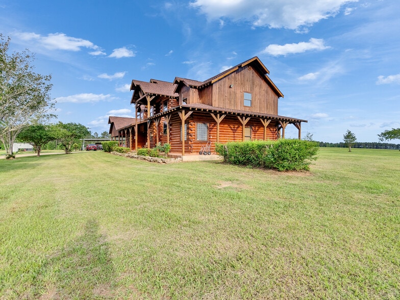 More Photos Of 325 Forest Service 217 Rd, Shepherd Specialty For Sale