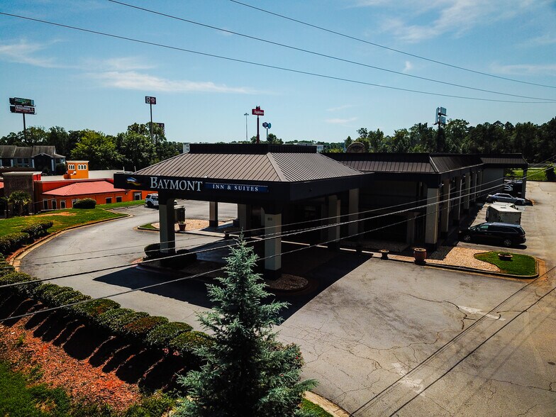 More Photos Of 855 Industrial Blvd, McDonough Hotel For Sale