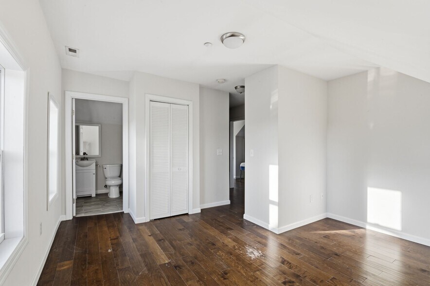 More Photos Of 5 S Main St, Cape May Court House Office Residential For Sale