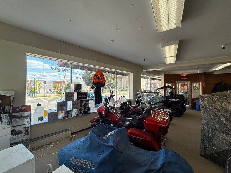 More Photos Of 100 Elm St, Waterville Freestanding For Sale