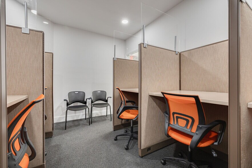 More Photos Of 2312 US Highway 19, Holiday Office For Sale