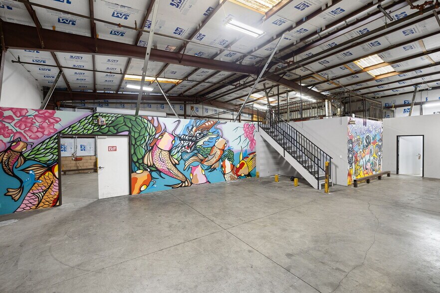 More Photos Of 13410 Waco St, Baldwin Park Manufacturing For Lease