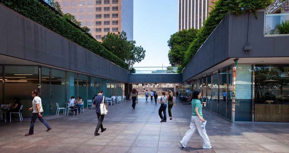 More Photos Of 350 S Grand Ave, Los Angeles Office For Lease