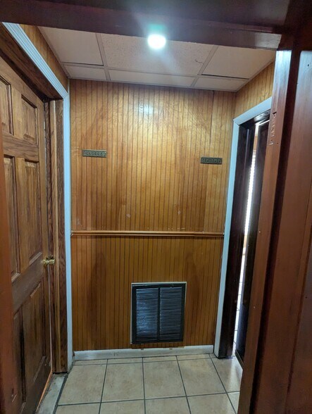 More Photos Of 17 Main St, Ballston Lake Restaurant For Lease
