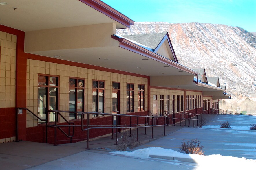 More Photos Of 2550 Highway 82, Glenwood Springs Showroom For Sale