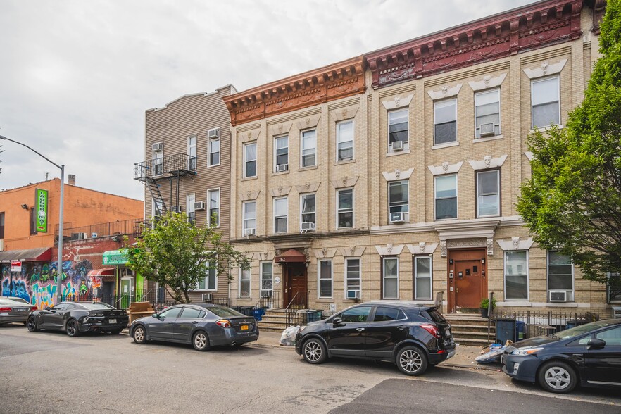More Photos Of 262 Withers St, Brooklyn Apartments For Sale