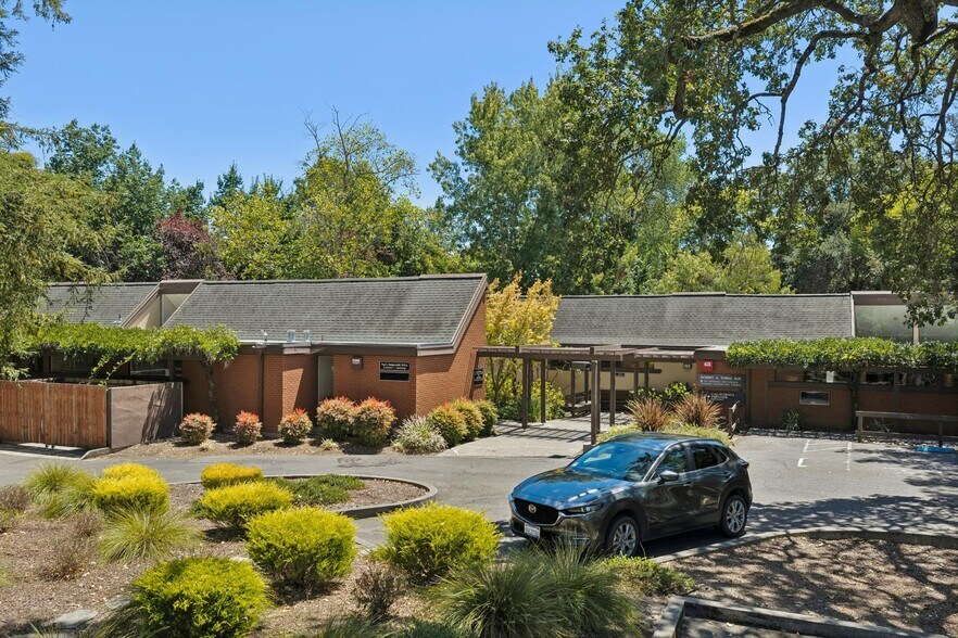 More Photos Of 864-868 2nd St, Santa Rosa Medical For Sale