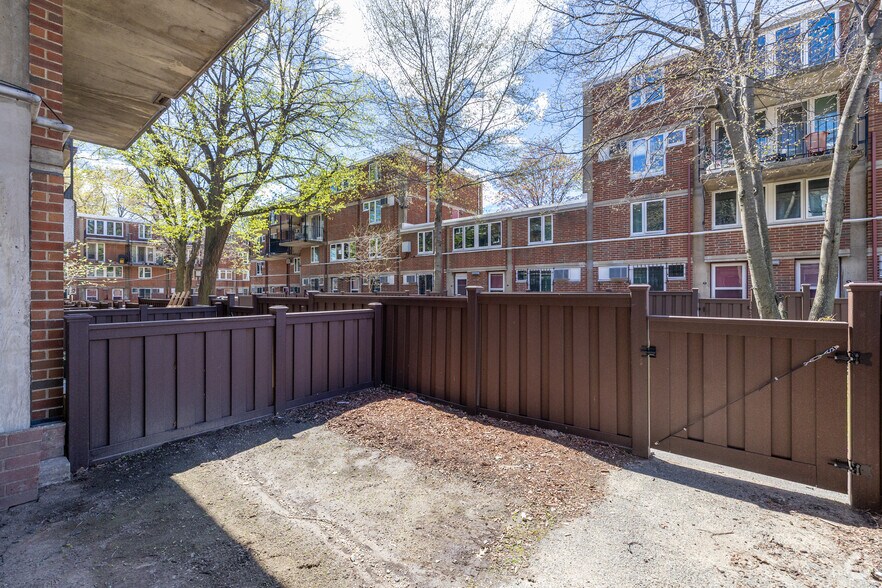 More Photos Of 490 Tremont St, Boston Apartments For Lease