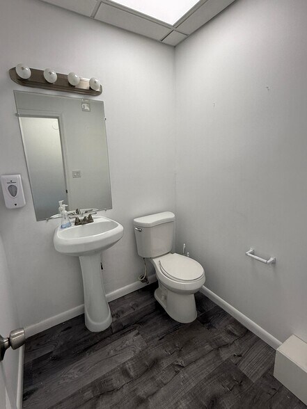 More Photos Of 4485-4491 Stirling Rd, Davie Office Residential For Lease