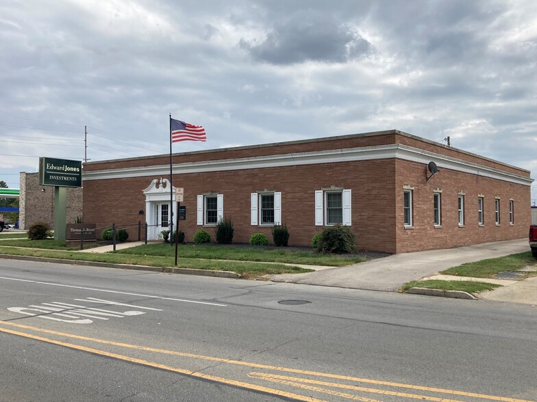 Primary Photo Of 2101 E 8th St, Anderson Office For Sale