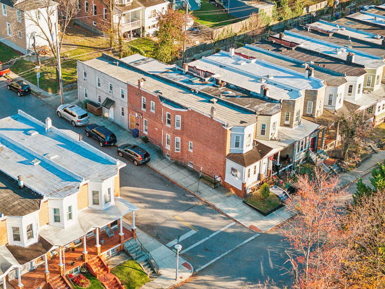 Primary Photo Of 401 Yale Ave, Baltimore Dormitory For Sale