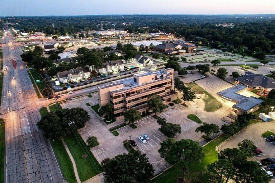More Photos Of 3301 Golden Rd, Tyler Office For Lease