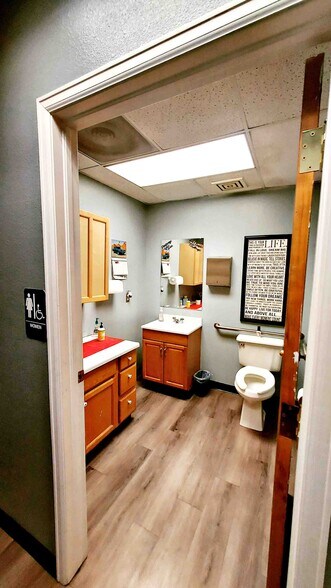 More Photos Of 3608-3612 Betty Dr, Colorado Springs Light Manufacturing For Sale