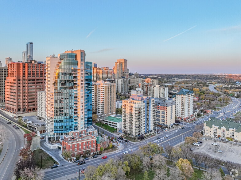 More Photos Of 10612 NW 97 Ave, Edmonton Apartments For Sale