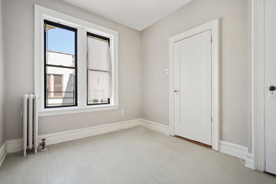 More Photos Of 596 Wyona St, Brooklyn Apartments For Sale