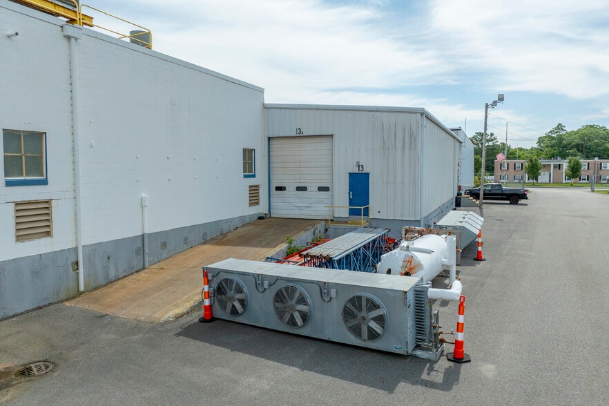 More Photos Of 81 Ingell St, Taunton Refrigeration Cold Storage For Sale