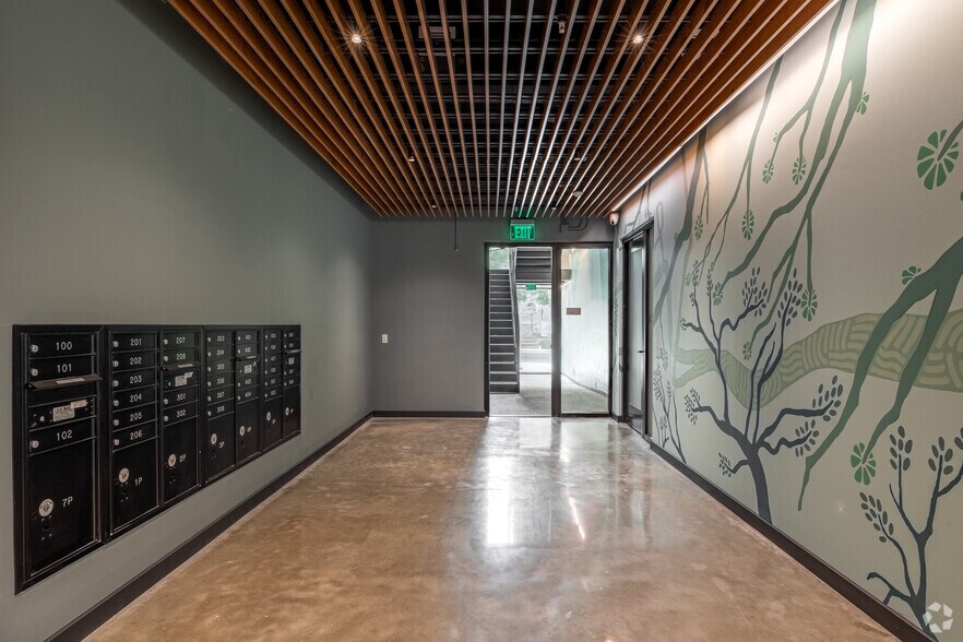 More Photos Of 1108 Nueces St, Austin Apartments For Lease