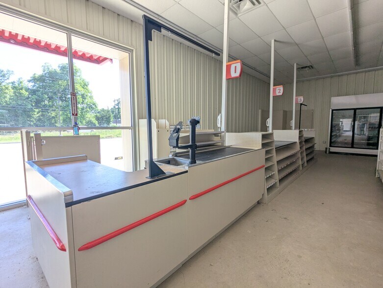 More Photos Of 9343 2nd St, Batson Freestanding For Sale