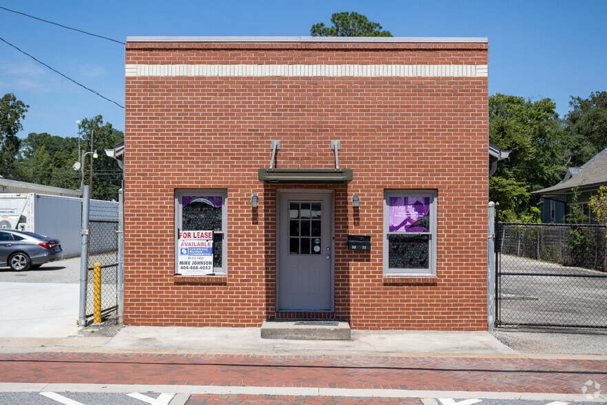 More Photos Of 5077 Union St, Union City Freestanding For Lease