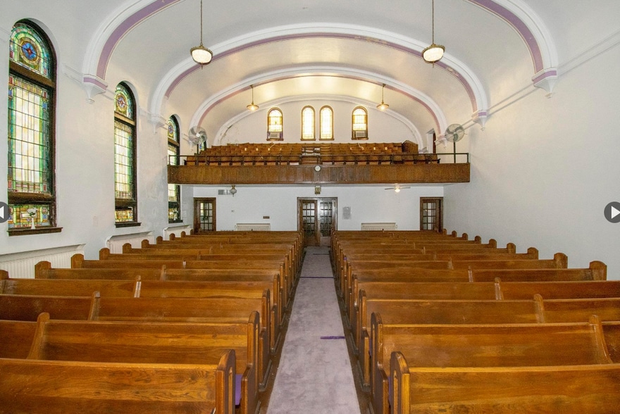 More Photos Of 1101 Blaine Ave, South Bend Religious Facility For Sale