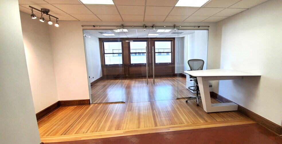More Photos Of 730 17th St, Denver Office For Sale