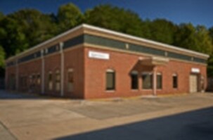 More Photos Of 62 Mitchell Rd, Oak Ridge Flex For Lease