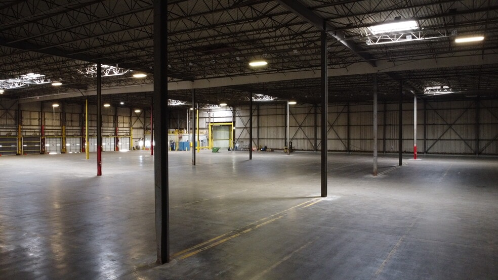 More Photos Of 2121 Huron St, Jacksonville Warehouse For Sale