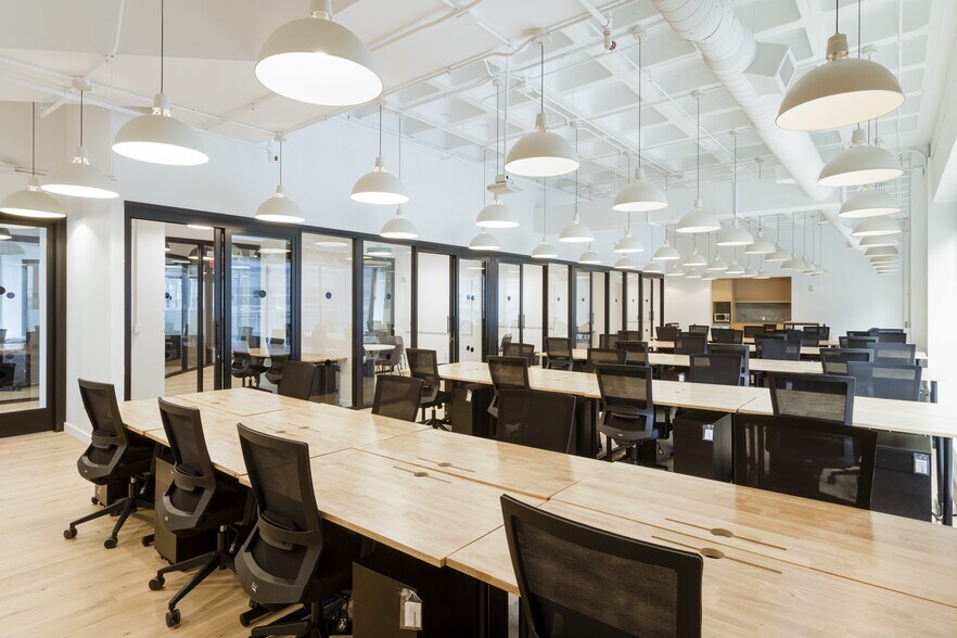 More Photos Of 1100 Main St, Kansas City Office For Lease
