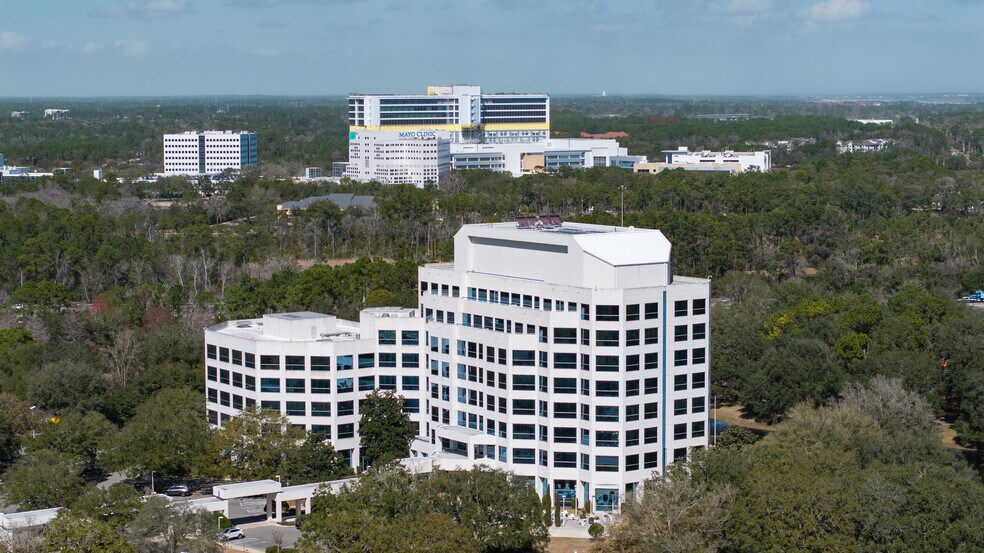 More Photos Of 1776 American Heritage Life Dr, Jacksonville Office For Lease