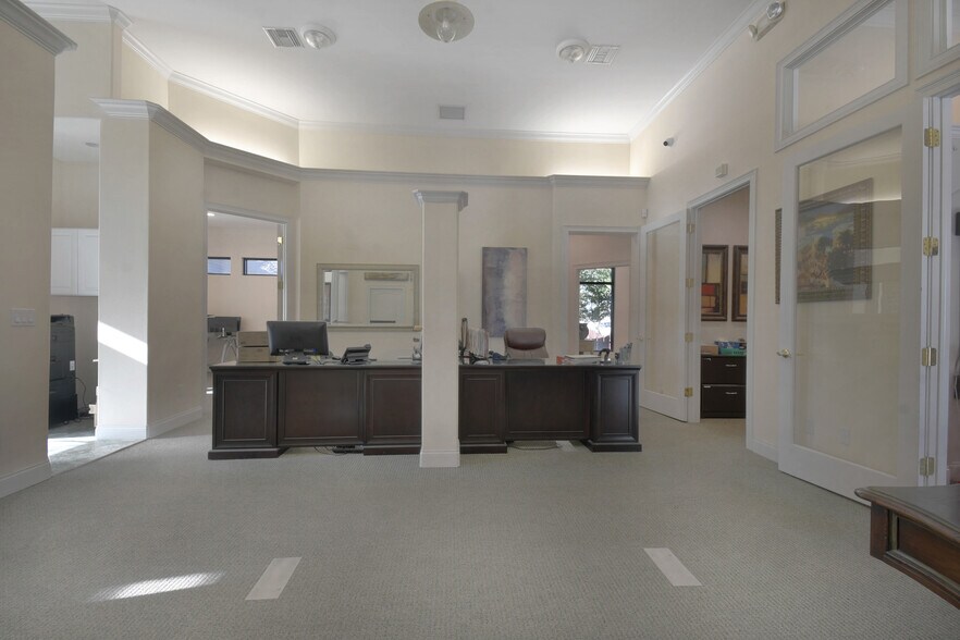 More Photos Of 509 Anastasia Blvd, Saint Augustine Loft Creative Space For Lease