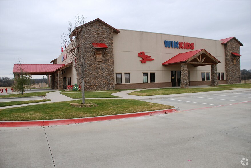 More Photos Of 3000 Waketon Rd, Flower Mound Sports And Entertainment For Sale
