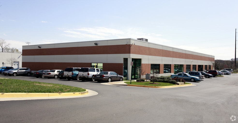 More Photos Of 8480-8498 Kao Cir, Manassas Unknown For Lease