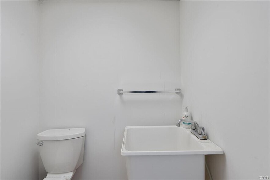 More Photos Of 5-7 N 2nd St, Fulton Storefront Retail Office For Sale