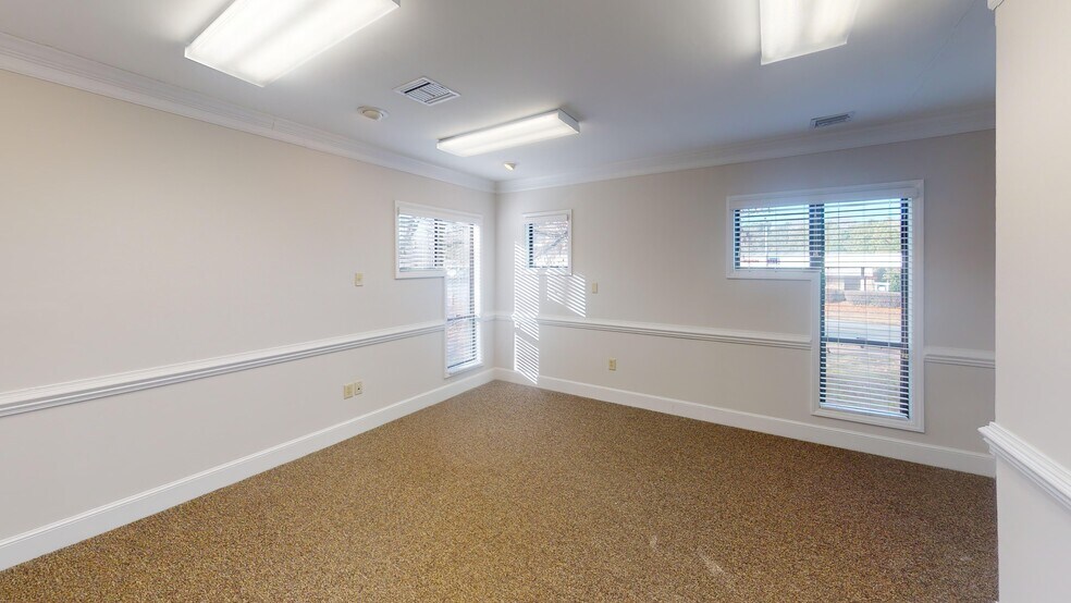 More Photos Of 911 Paverstone Dr, Raleigh Coworking Space