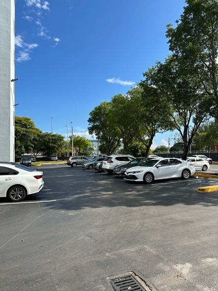 More Photos Of 1150 NW 72nd Ave, Miami Loft Creative Space For Lease