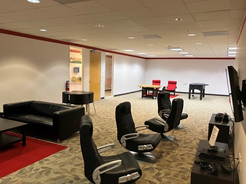 More Photos Of 115 N 1st St, Burbank Medical For Lease