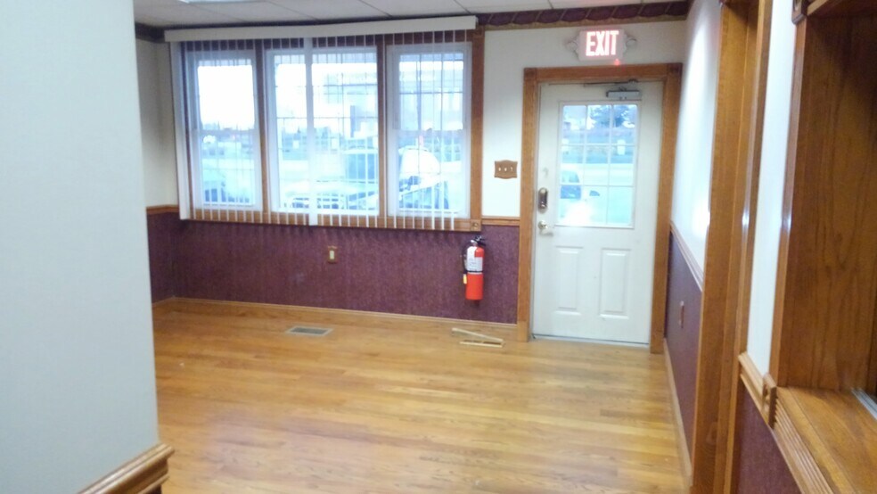 More Photos Of 790 Baltimore Pike, Concordville Storefront Retail Office For Lease