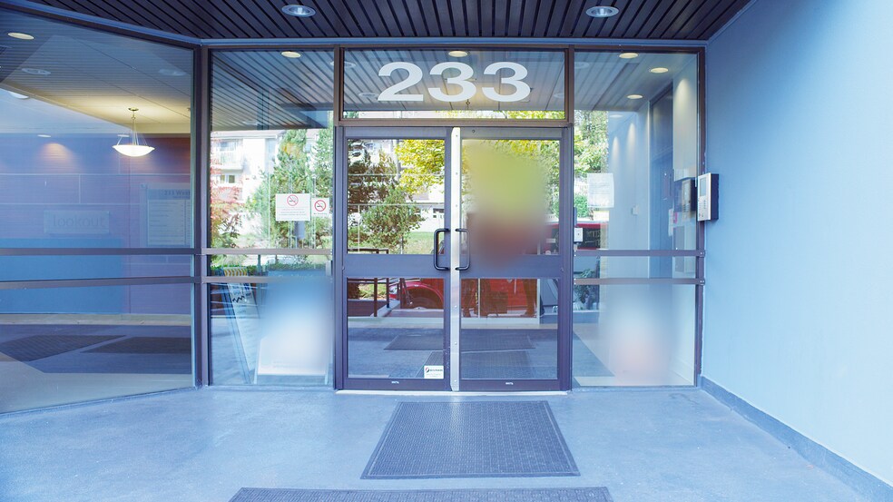 More Photos Of 233 W 1st St, North Vancouver Medical For Lease