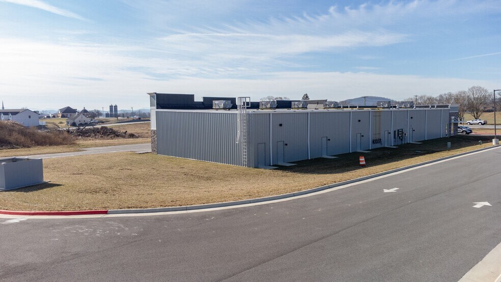 More Photos Of Dinkel Avenue, Bridgewater Medical For Lease