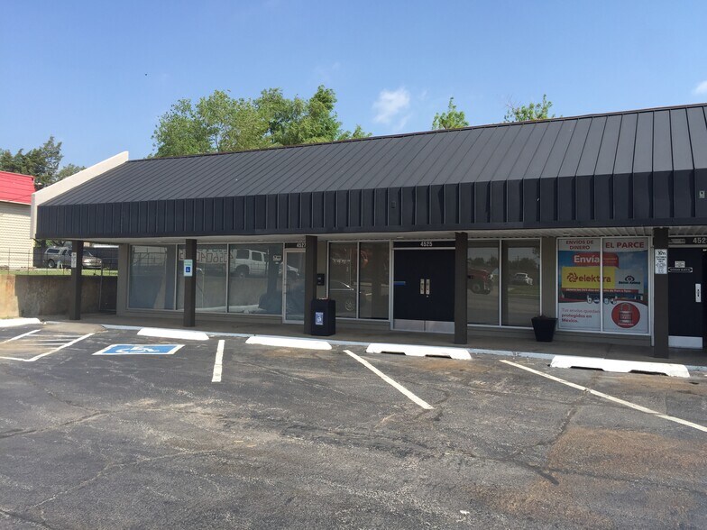 More Photos Of 4501-4527 NW 10th St, Oklahoma City General Retail For Lease